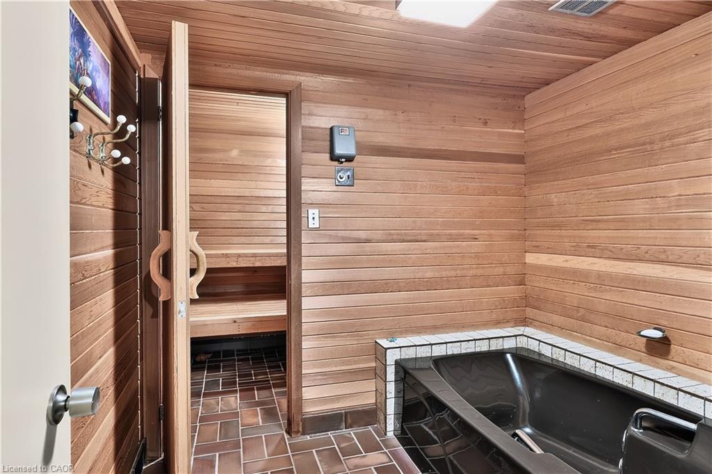 1682 Medallion Court Property Photo 37