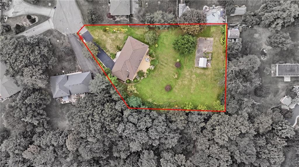 4 Kew Court Property Photo 2