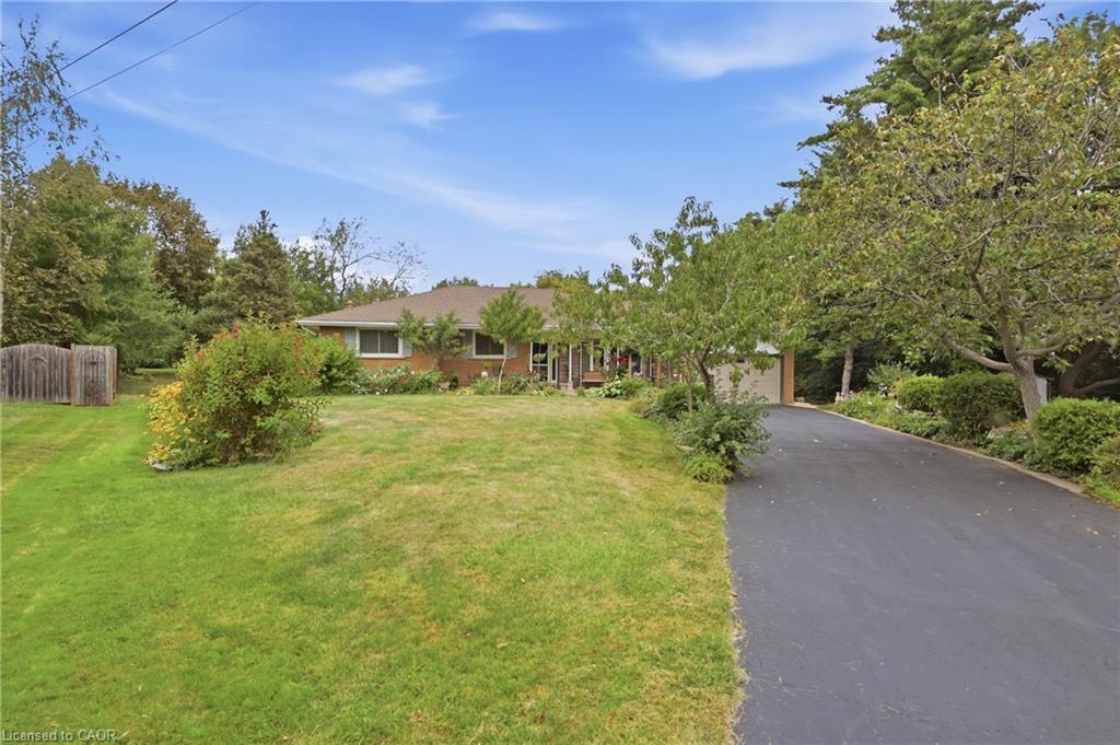 4 Kew Court Property Photo 4