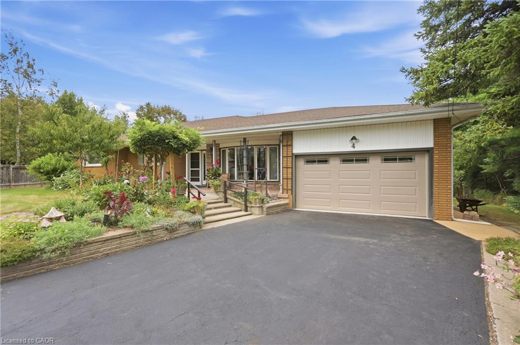 4 Kew Court Property Photo 5