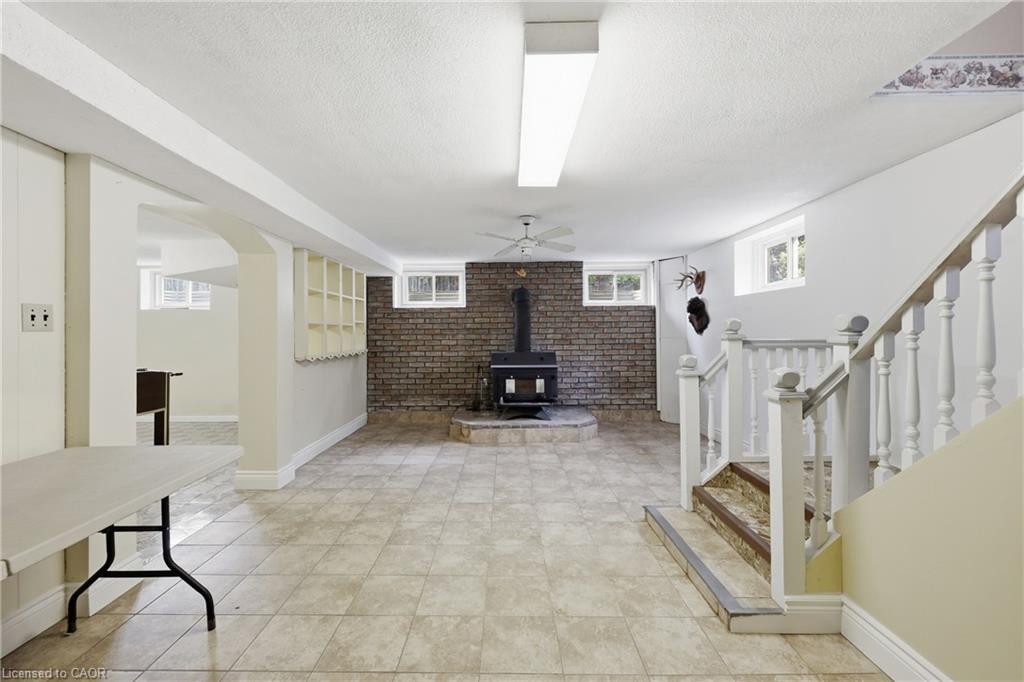 4 Kew Court Property Photo 16