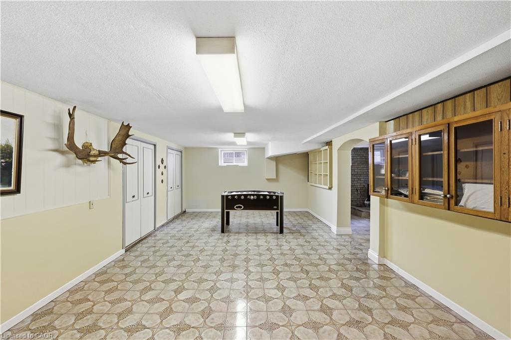 4 Kew Court Property Photo 17