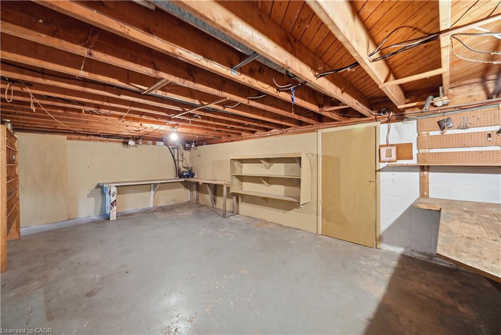 4 Kew Court Property Photo 19