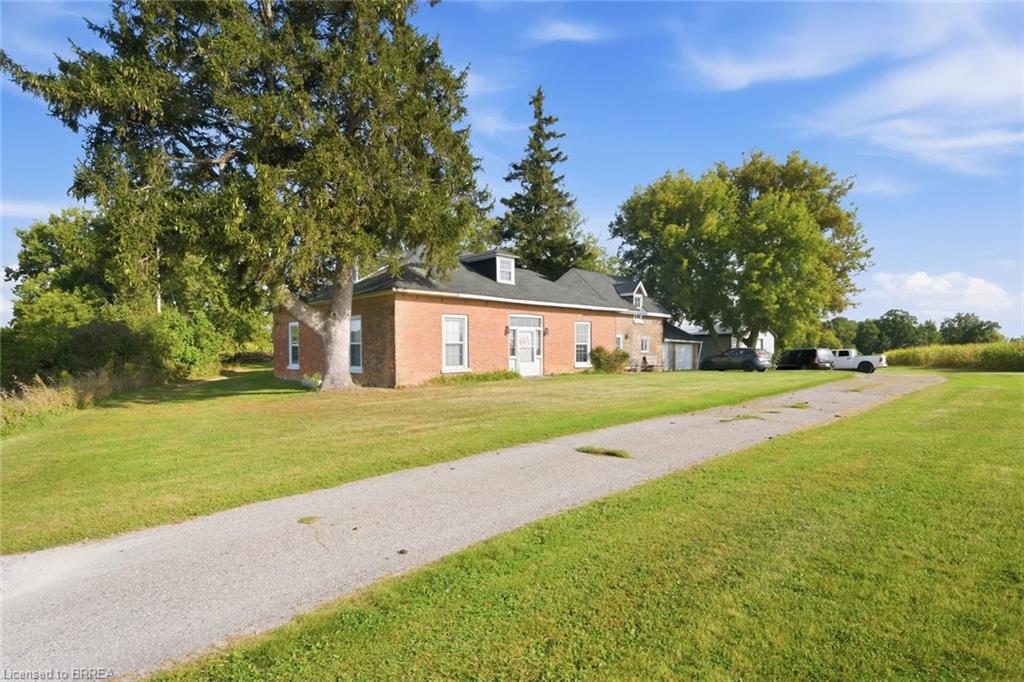 67 Pottruff Road Property Photo 9