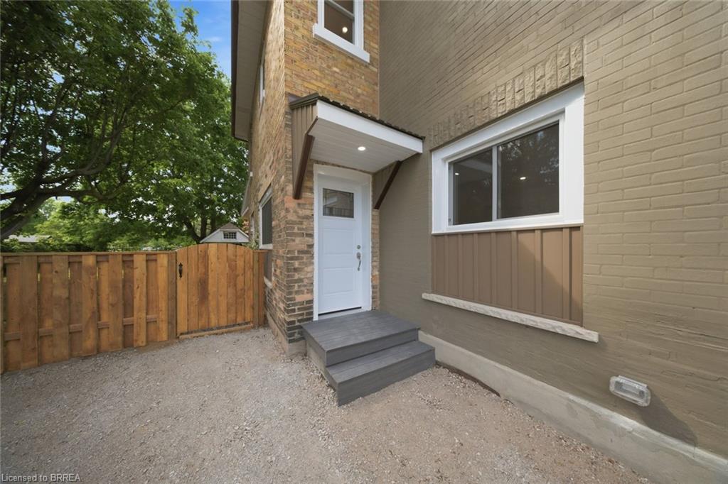 14 Bond Street Property Photo 26