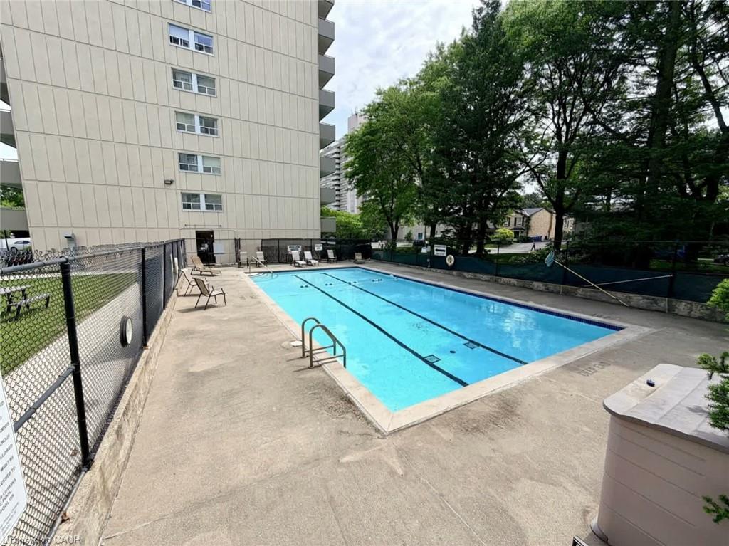 705-1415 Ghent Avenue Property Photo 18