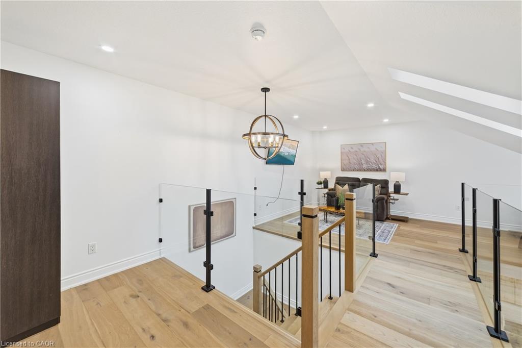 5-1085 Harrogate Drive Property Photo 13