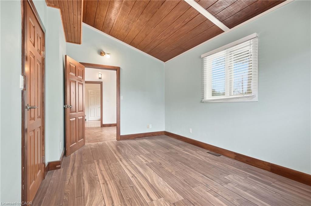 430 Winniett Street Property Photo 14