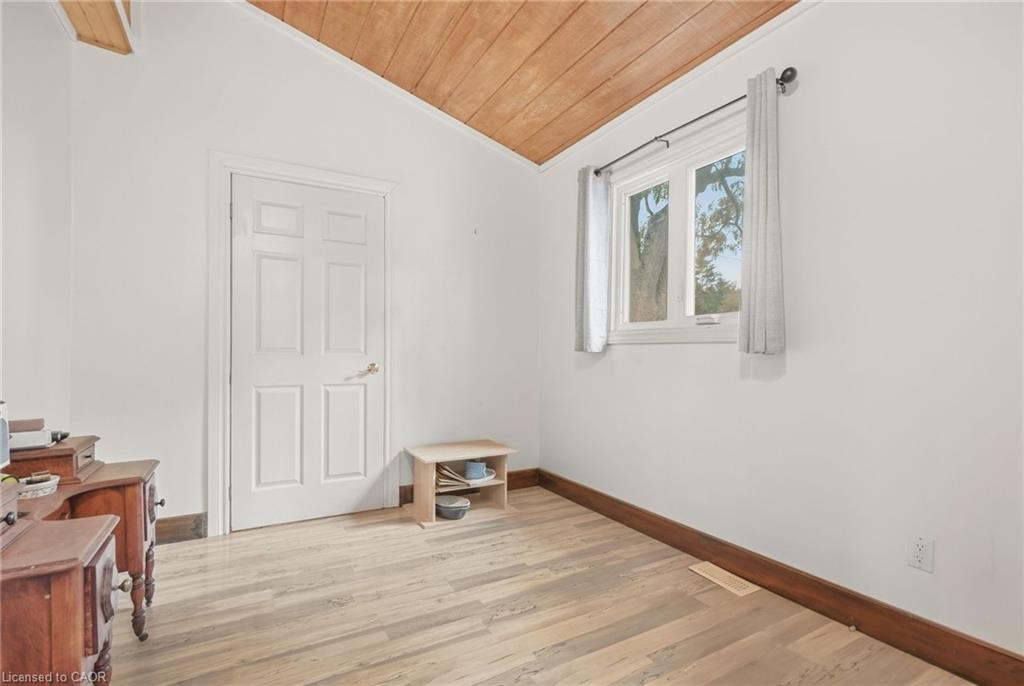 430 Winniett Street Property Photo 17