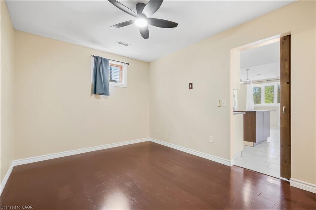 430 Winniett Street Property Photo 23