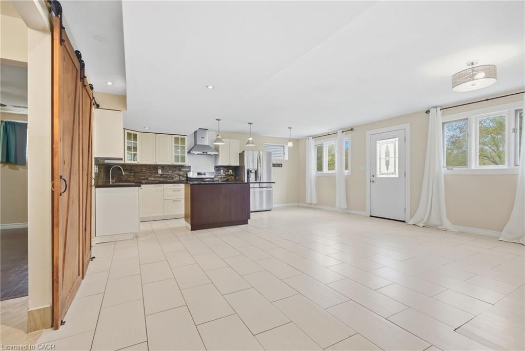 430 Winniett Street Property Photo 26