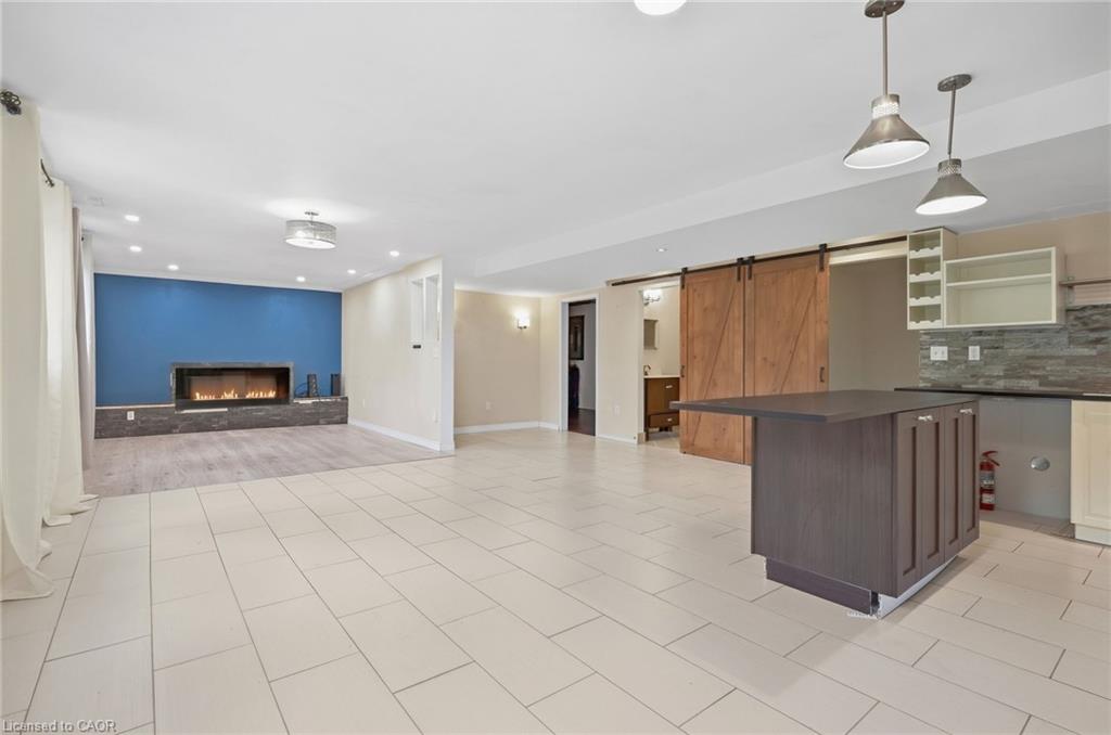 430 Winniett Street Property Photo 31