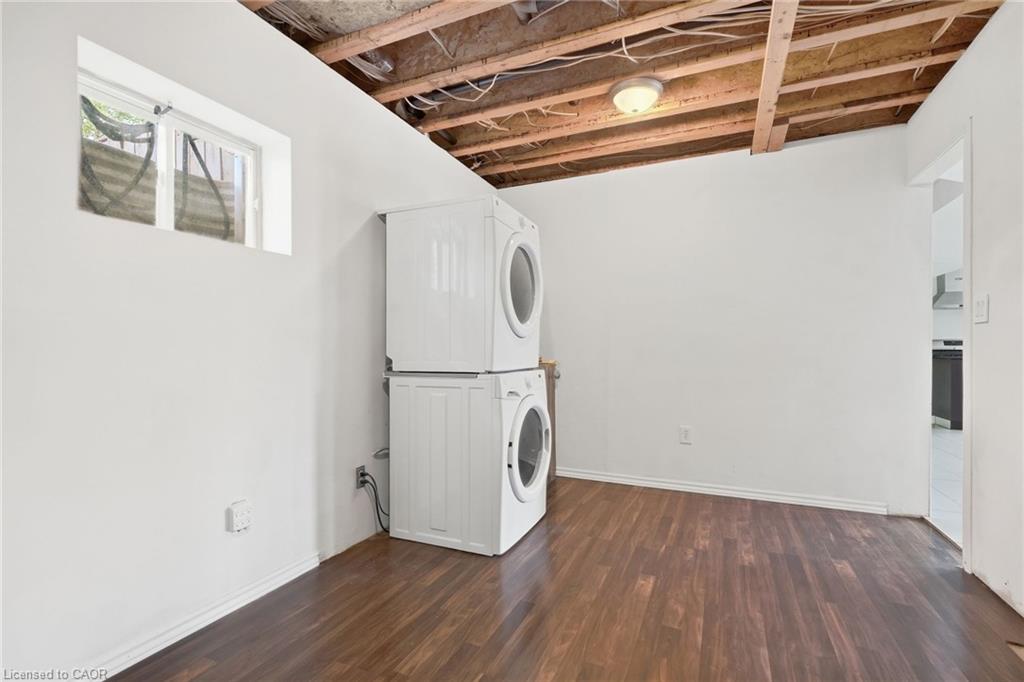 430 Winniett Street Property Photo 37