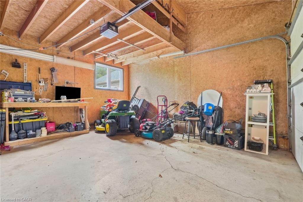 430 Winniett Street Property Photo 38