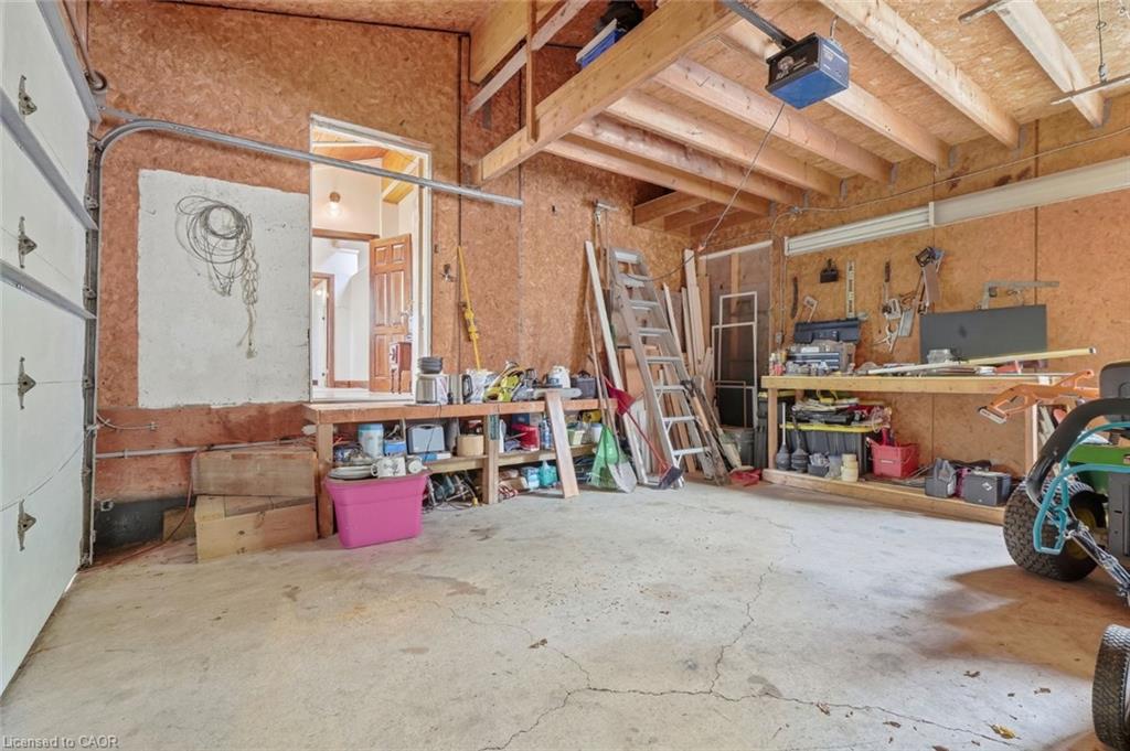 430 Winniett Street Property Photo 39