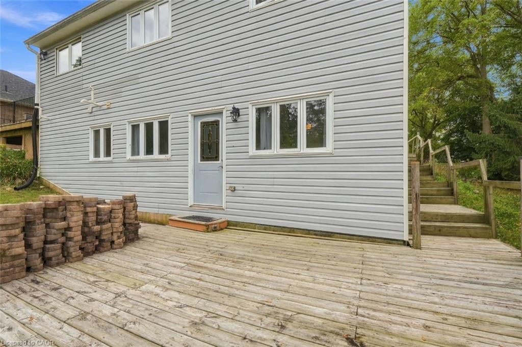 430 Winniett Street Property Photo 42
