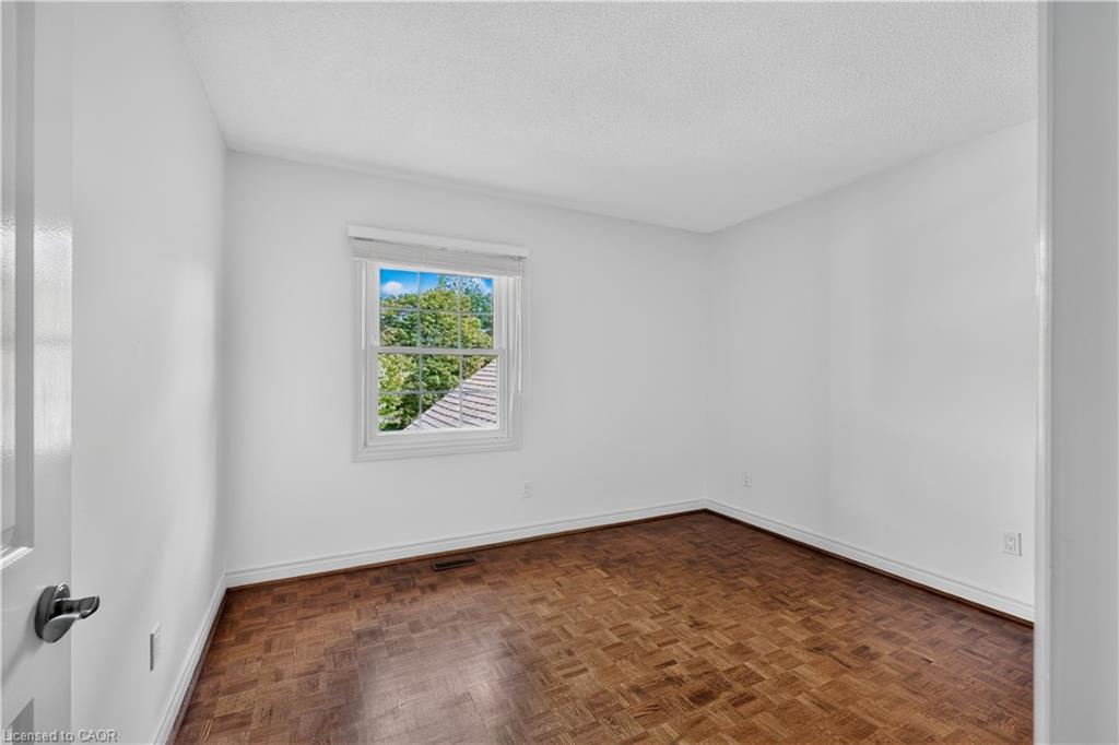 3861 Promontory Crescent Property Photo 21