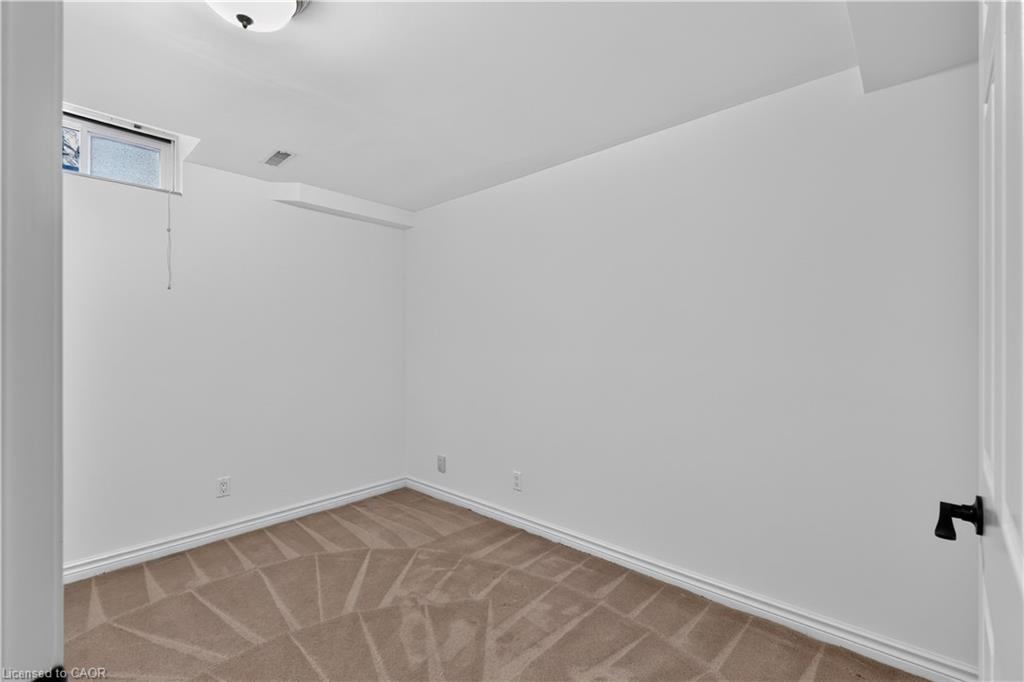 3861 Promontory Crescent Property Photo 28