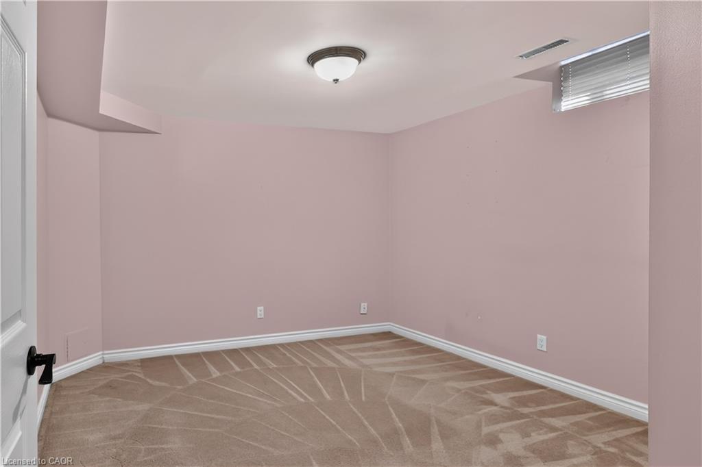3861 Promontory Crescent Property Photo 30