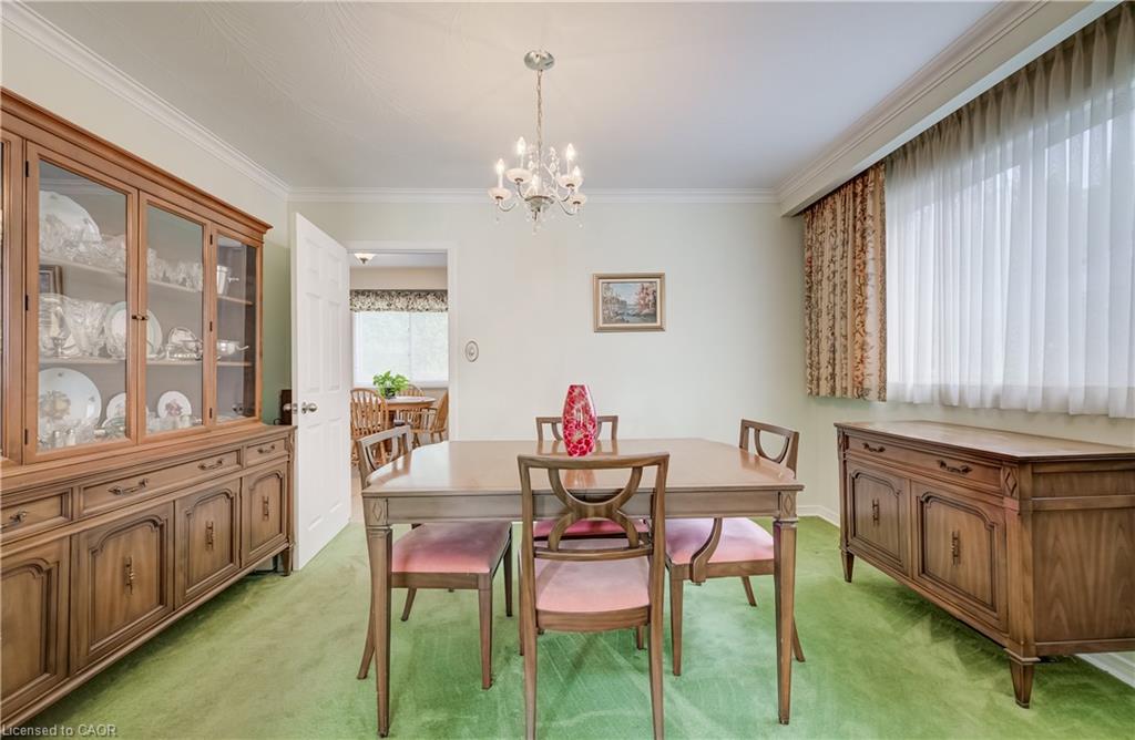 16 Bonnylyn Drive Property Photo 10