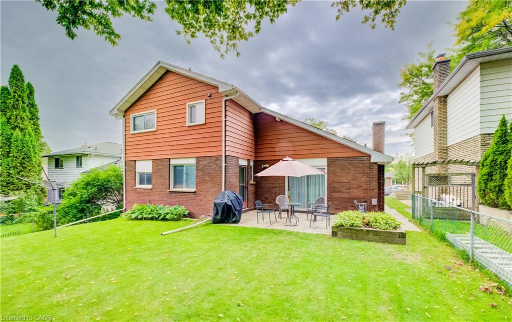 16 Bonnylyn Drive Property Photo 36
