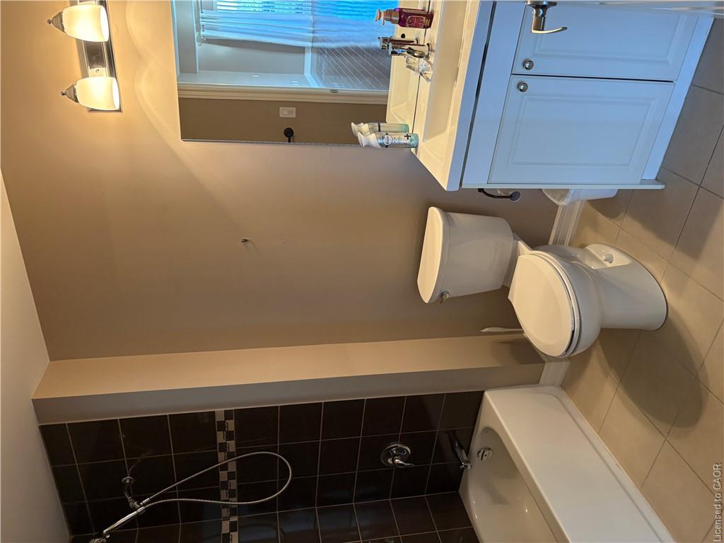 319-8111 Forest Glen Drive Property Photo 12