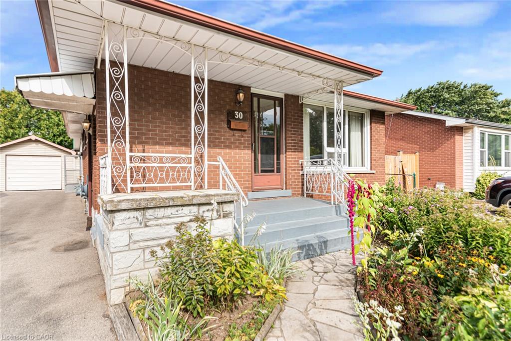 30 Goldfinch Road Property Photo 1