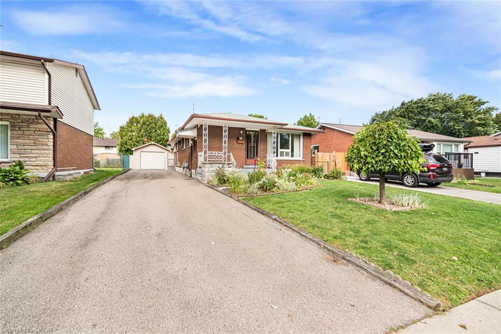 30 Goldfinch Road Property Photo 45