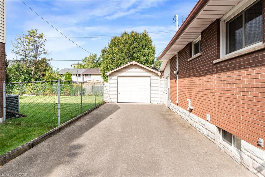 30 Goldfinch Road Property Photo 47