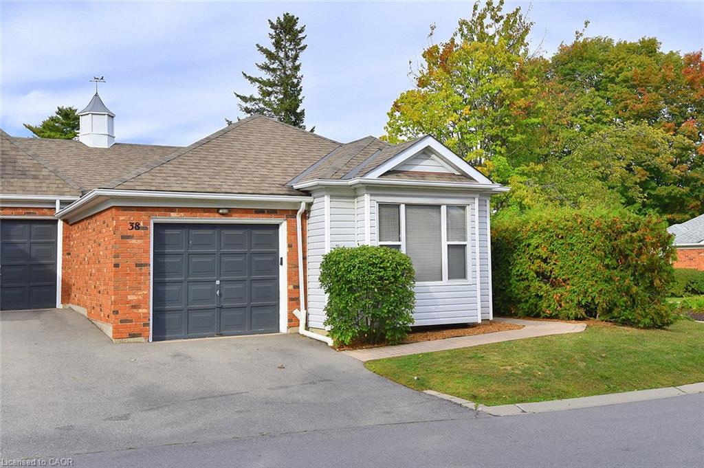 38-175 Fiddlers Green Road Property Photo 3