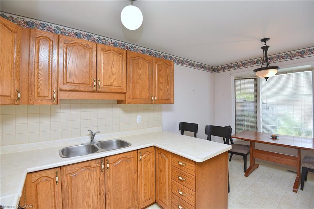38-175 Fiddlers Green Road Property Photo 12