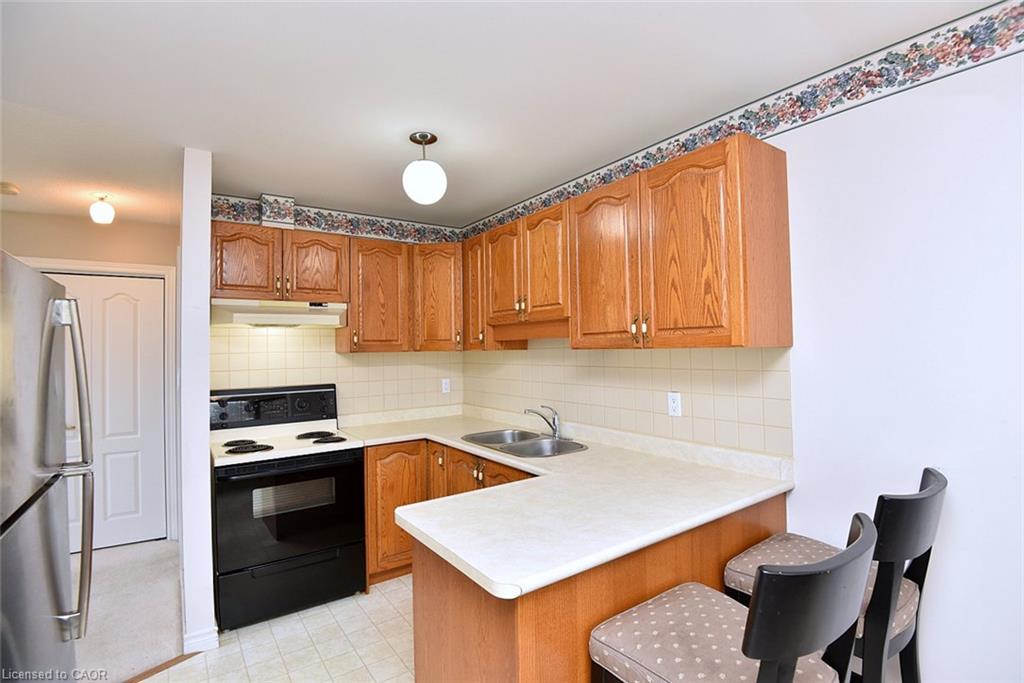 38-175 Fiddlers Green Road Property Photo 13