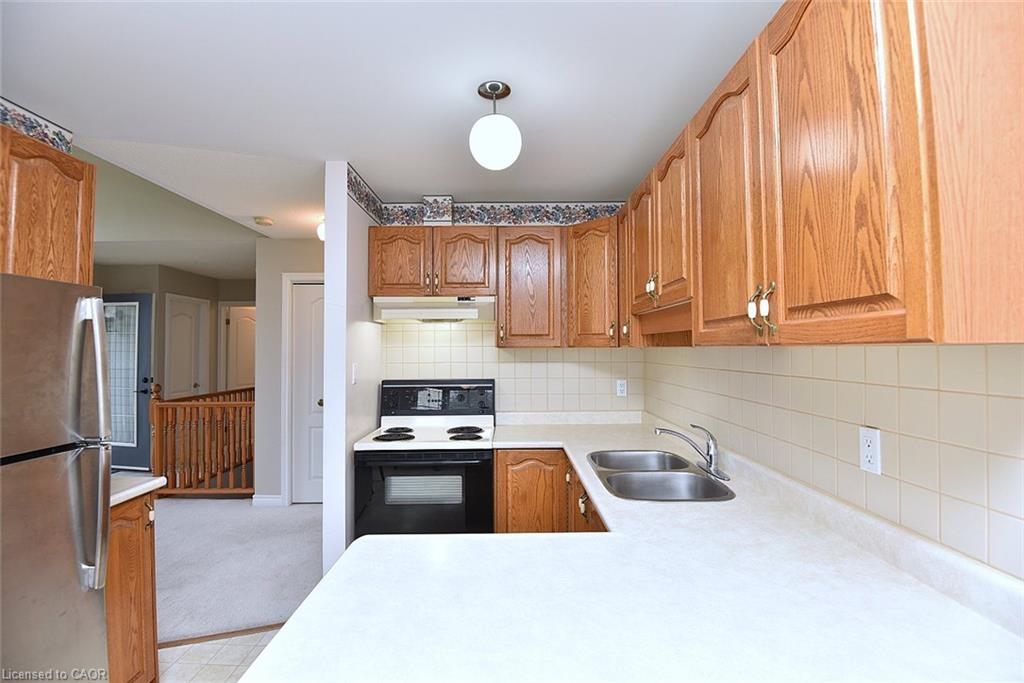38-175 Fiddlers Green Road Property Photo 14