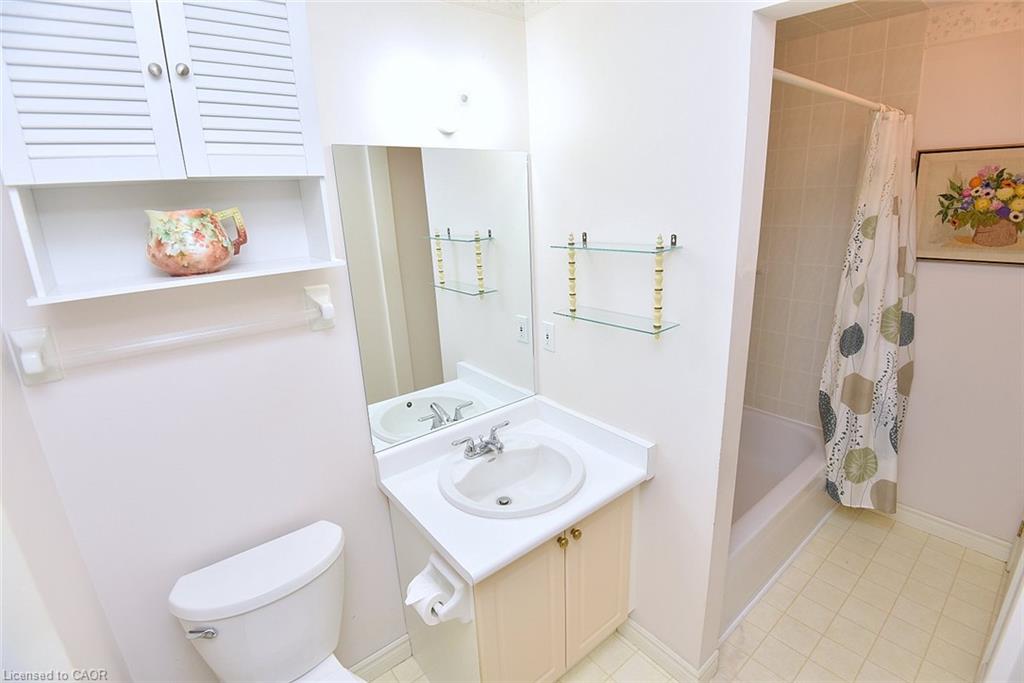 38-175 Fiddlers Green Road Property Photo 22
