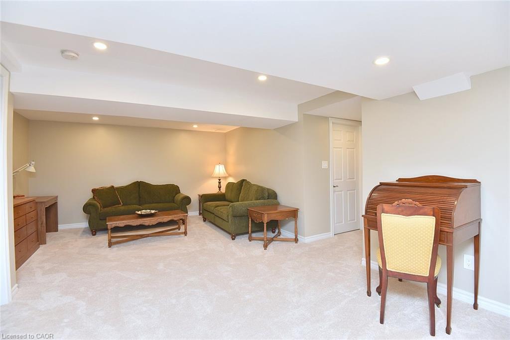 38-175 Fiddlers Green Road Property Photo 25
