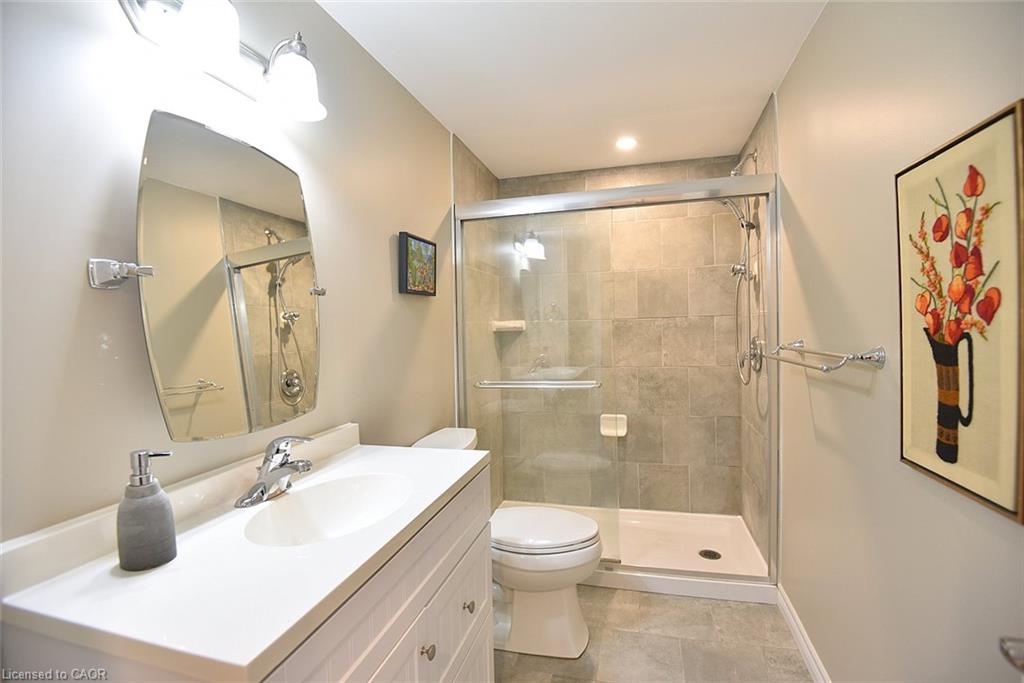 38-175 Fiddlers Green Road Property Photo 27