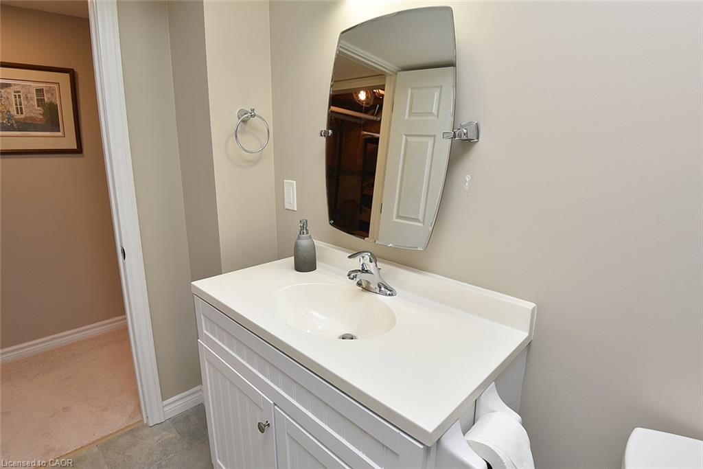 38-175 Fiddlers Green Road Property Photo 28