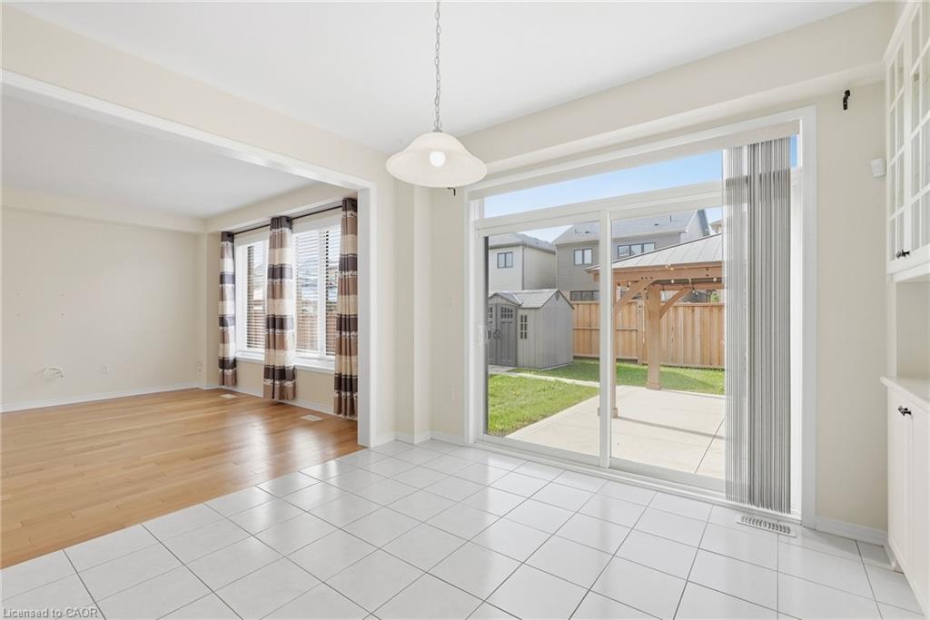35 Royal Coachman Way Property Photo 12