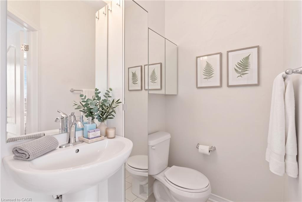 35 Royal Coachman Way Property Photo 22