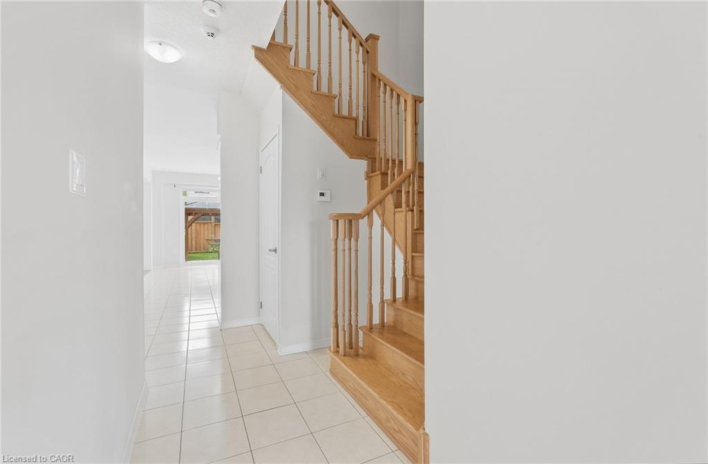 35 Royal Coachman Way Property Photo 23