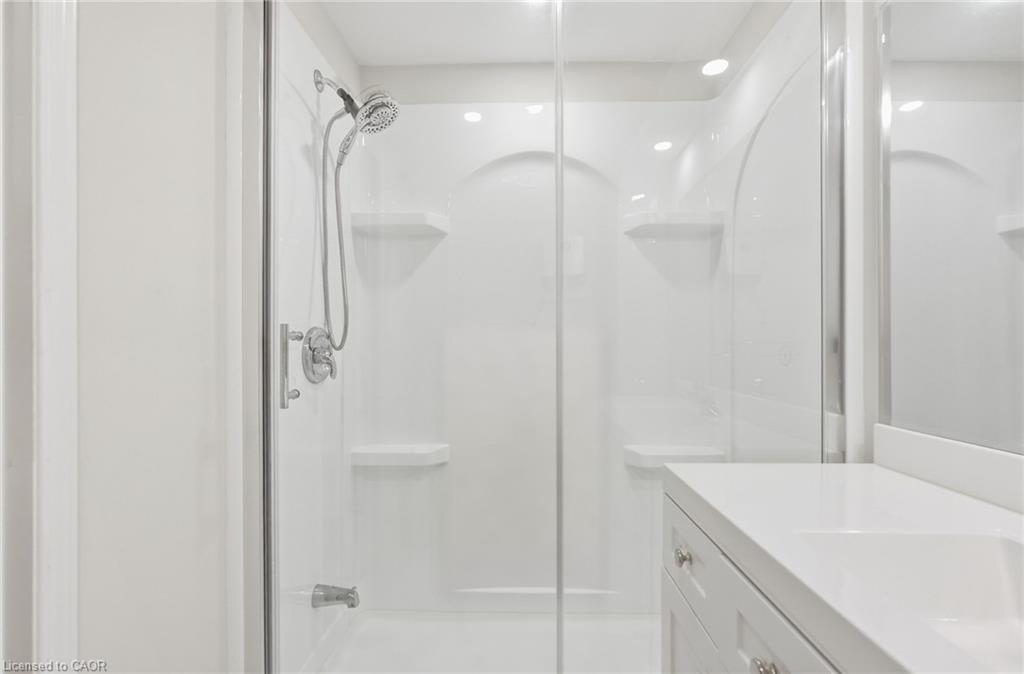35 Royal Coachman Way Property Photo 44