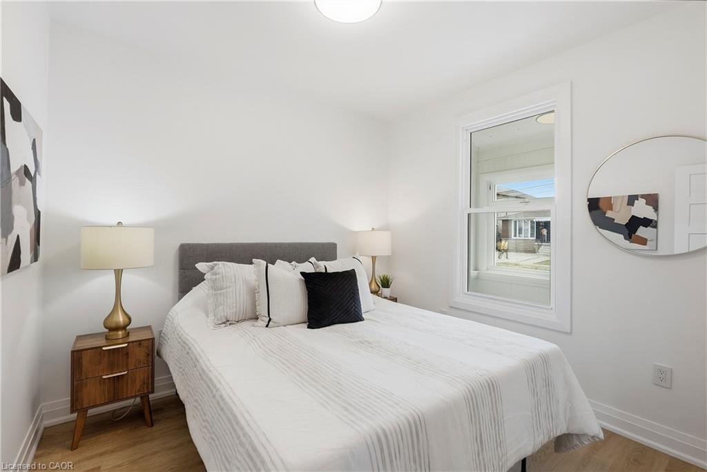 19 Vansitmart Avenue Property Photo 16