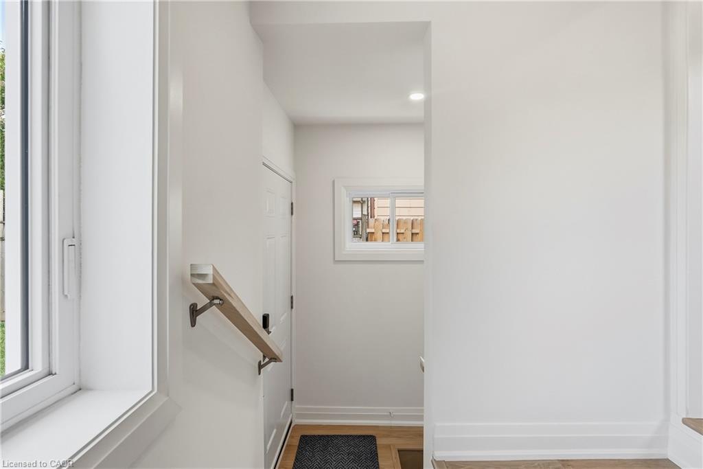 19 Vansitmart Avenue Property Photo 21