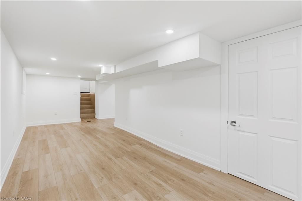 19 Vansitmart Avenue Property Photo 23