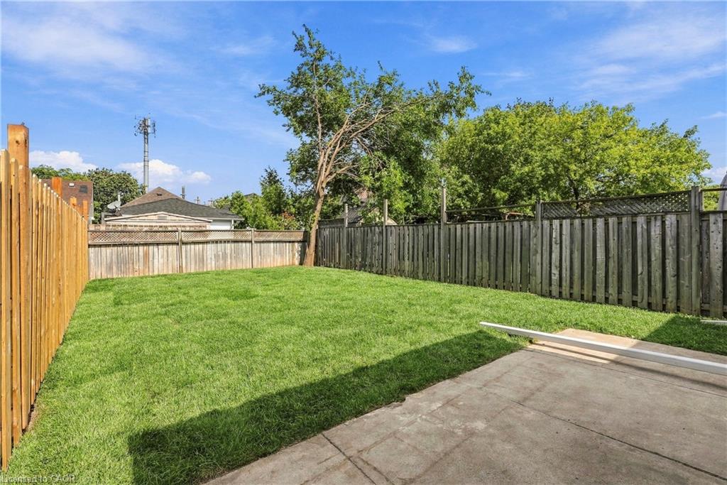 19 Vansitmart Avenue Property Photo 25