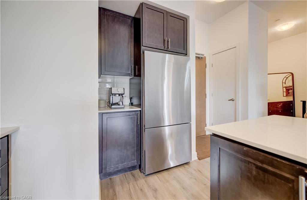 614-320 Plains Road E Property Photo 4