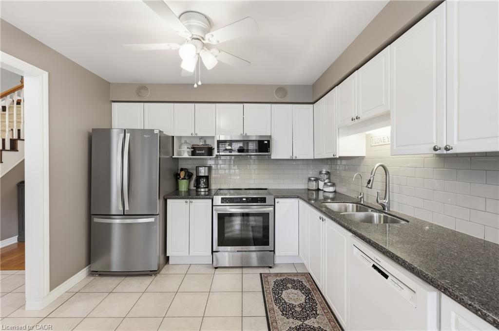 16 Red Haven Drive Property Photo 12