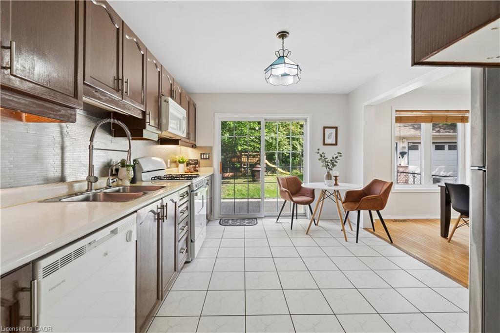 167 Academy Place Property Photo 10