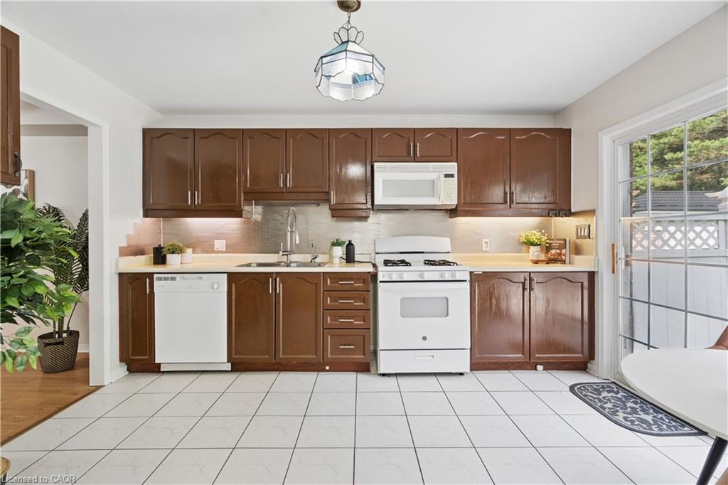 167 Academy Place Property Photo 11