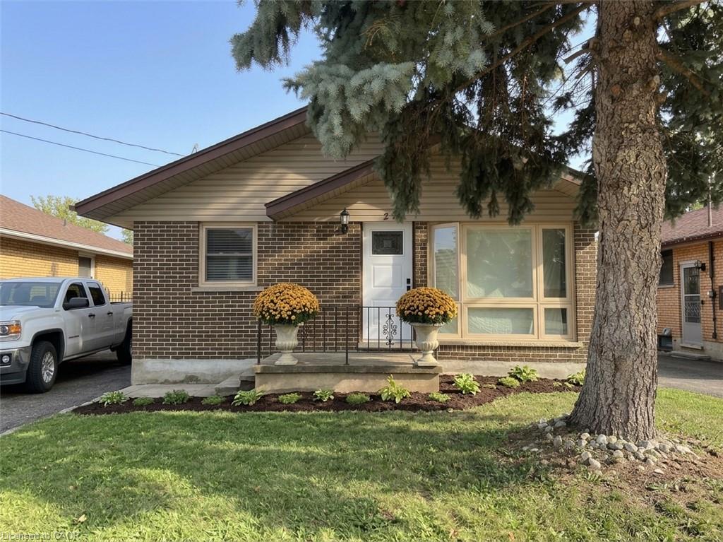 27 Winslow Drive Property Photo 1